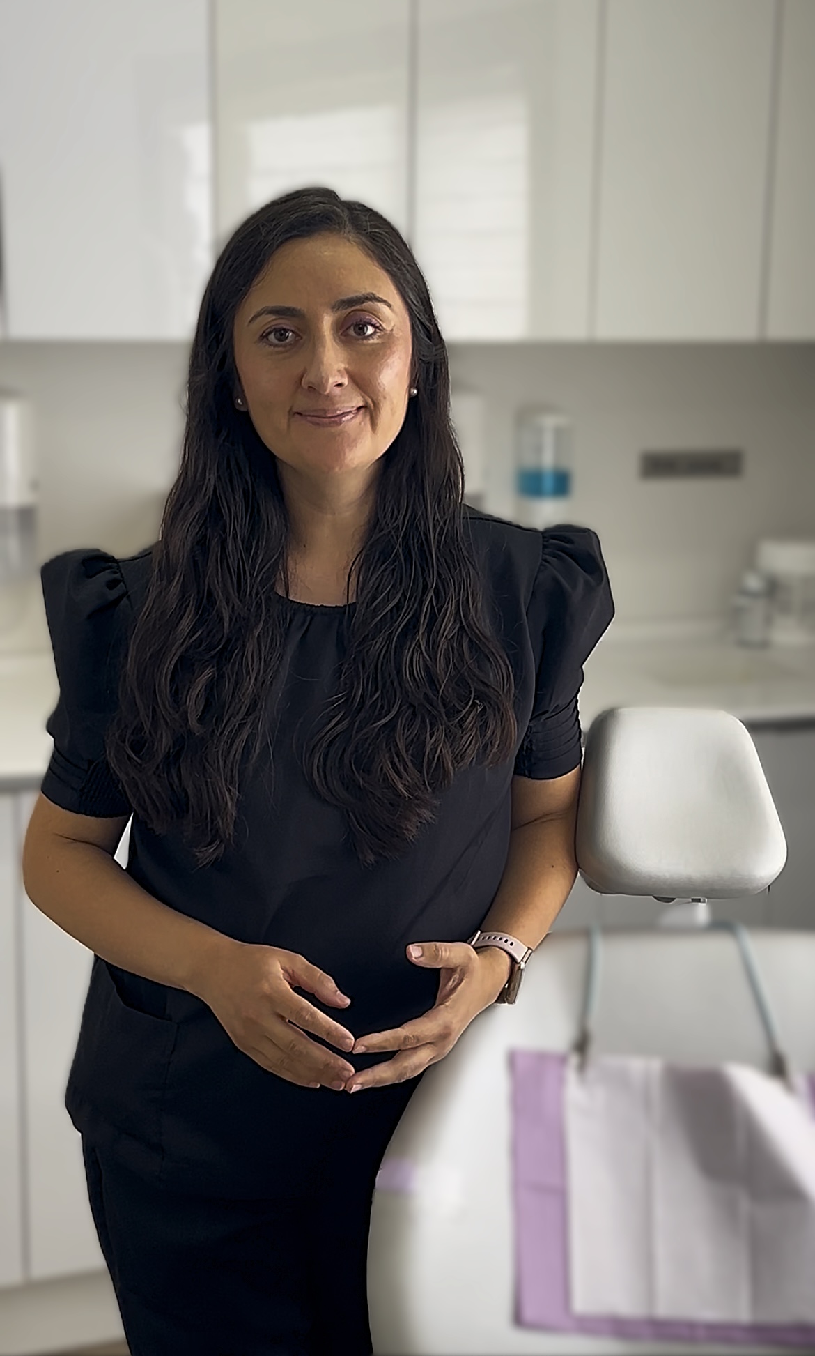 Dra. Roxana Canales, Cirujano Dentista
